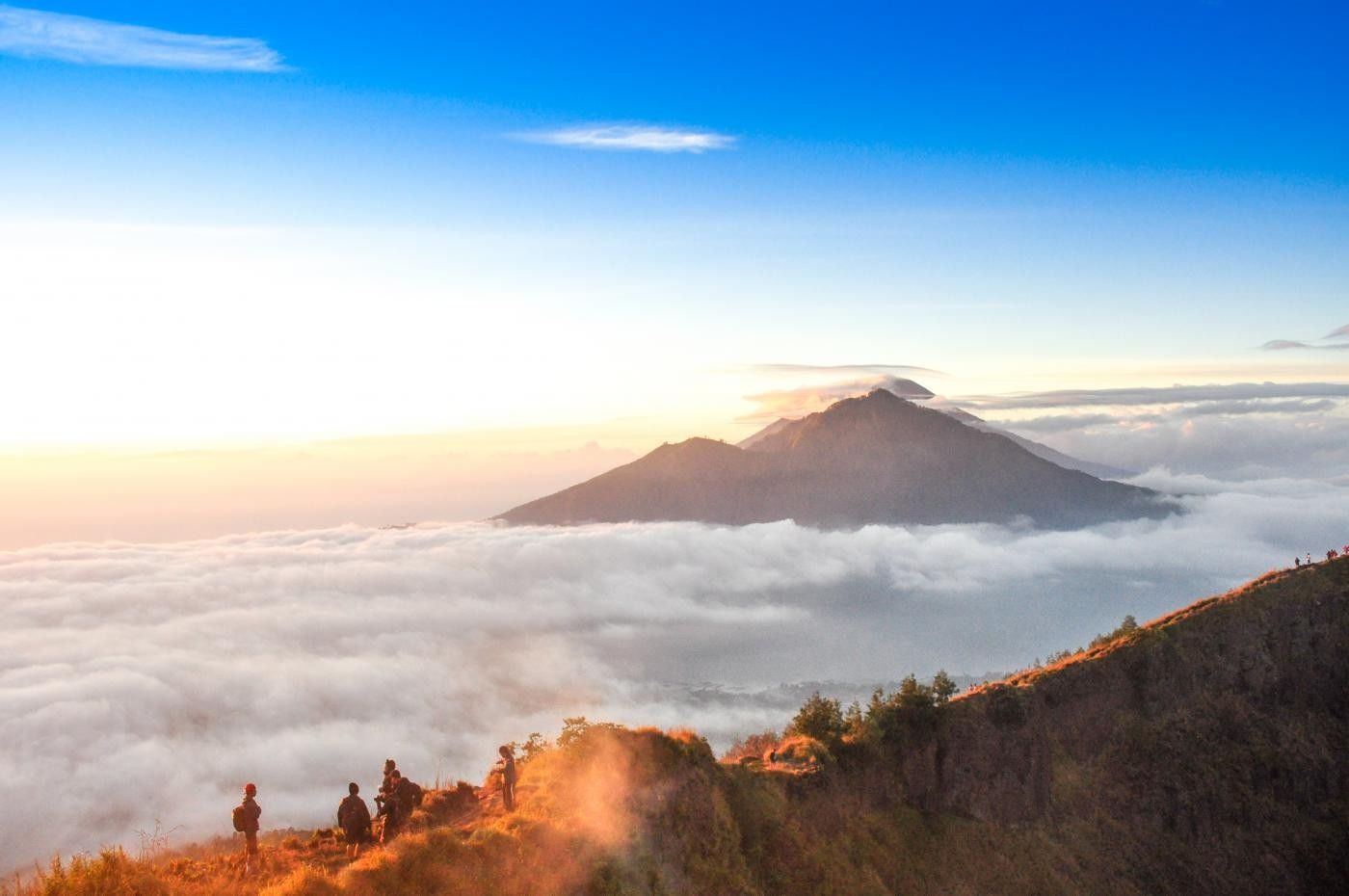 Pemandangan Kabut Lautan Awan Gunung Batur Kintamani Bali